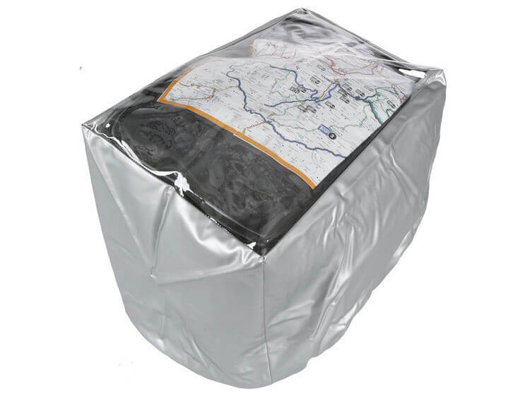Rain cover for tank bag