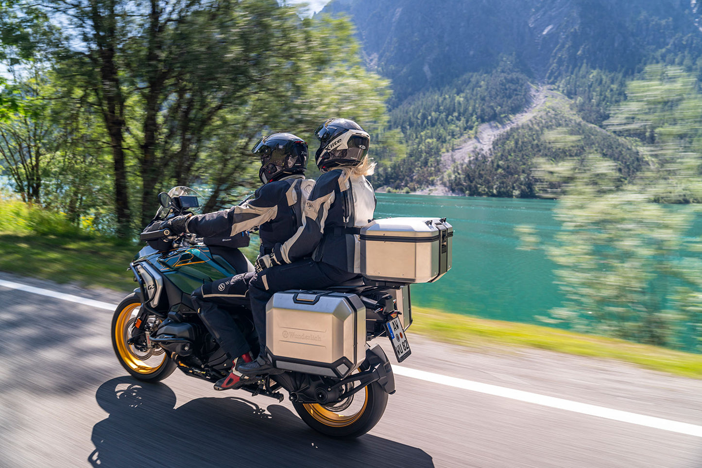 Passenger seat bench AKTIVKOMFORT Queens Edition R 1300 GS - Queens-Edition - standard - black