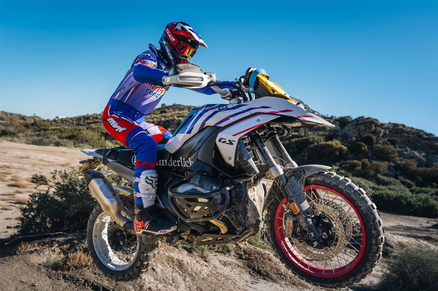 EDITION X Tail Conversion for the R 1300 GS - Racingblue metallic