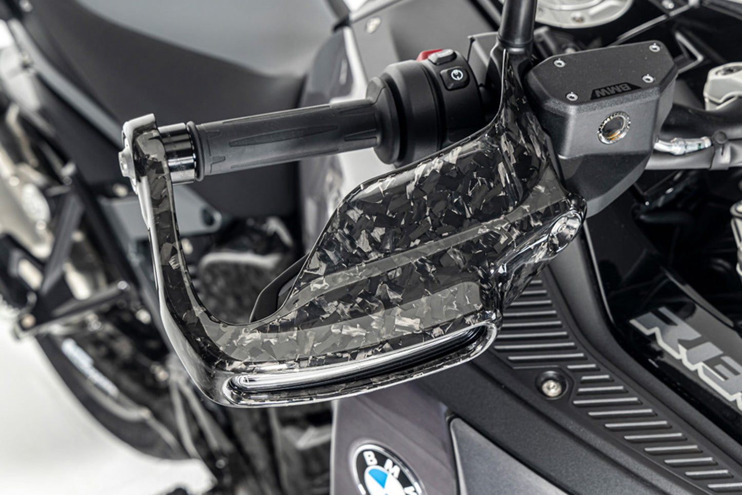 Ilmberger Hand protector with indicator mount R 1300 GS (Adventure) - right - Black Diamond Carbon - glossy