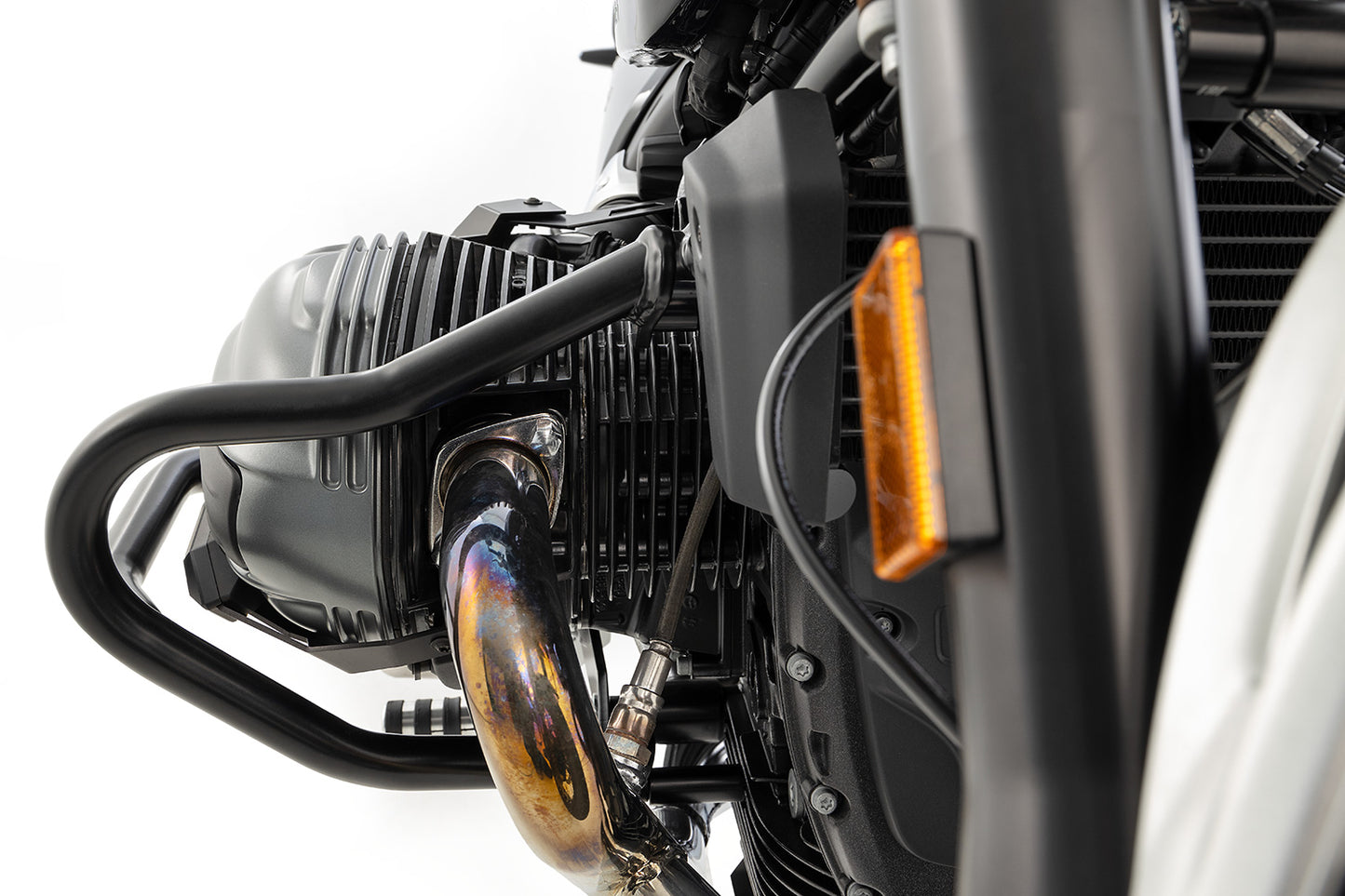 Widening set for R 12 + nineT engine protection bar - black