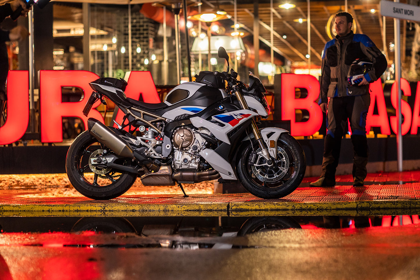 MARATHON windshield - clear