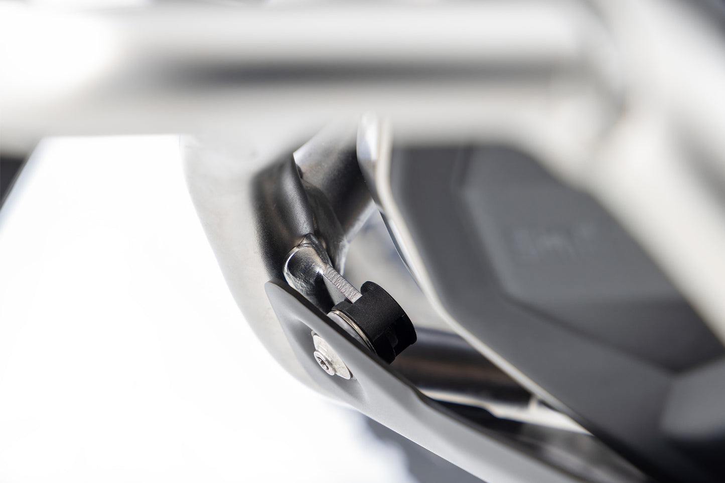 Adapter kit for the original BMW engine protection bar R 1300 GS and GS Adventure