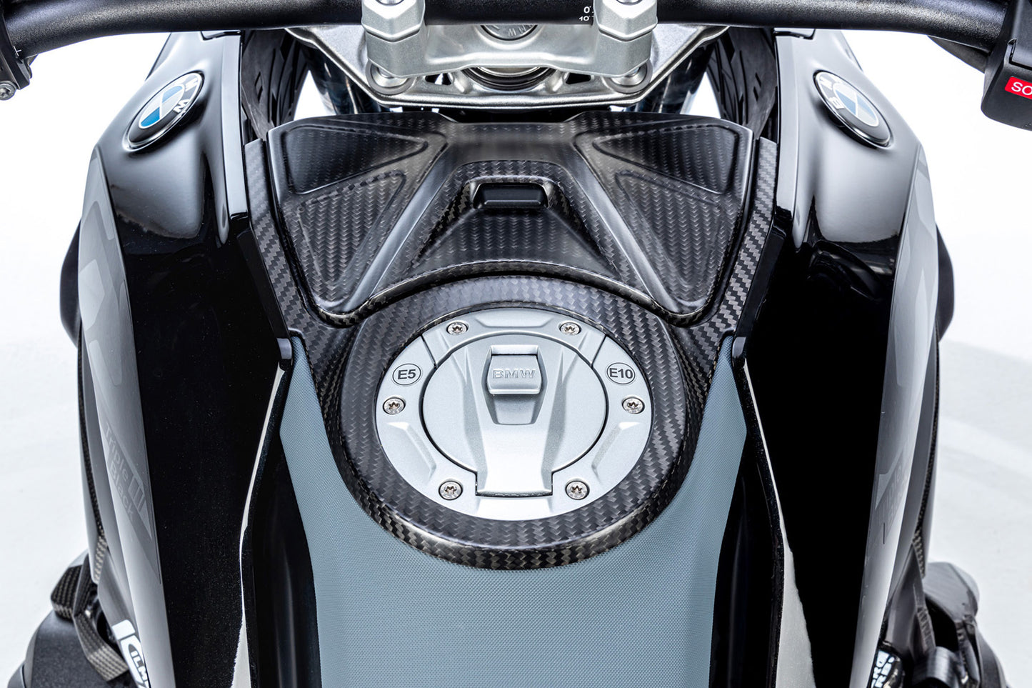 Ilmberger Upper tank cover R 1300 GS - carbon - matt