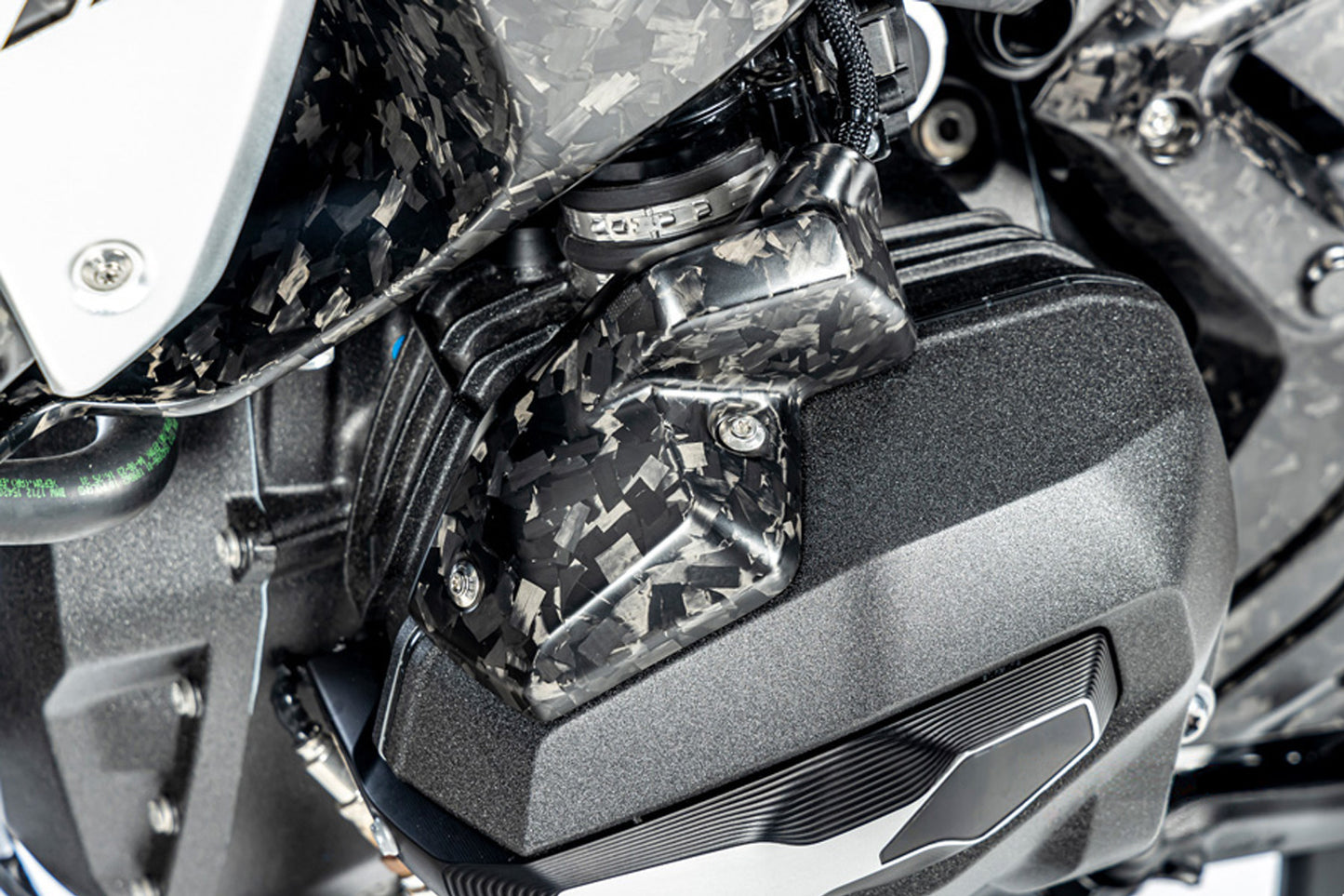 Ilmberger injector cover R 1300 GS + Adventure - left - Black Diamond Carbon - matt