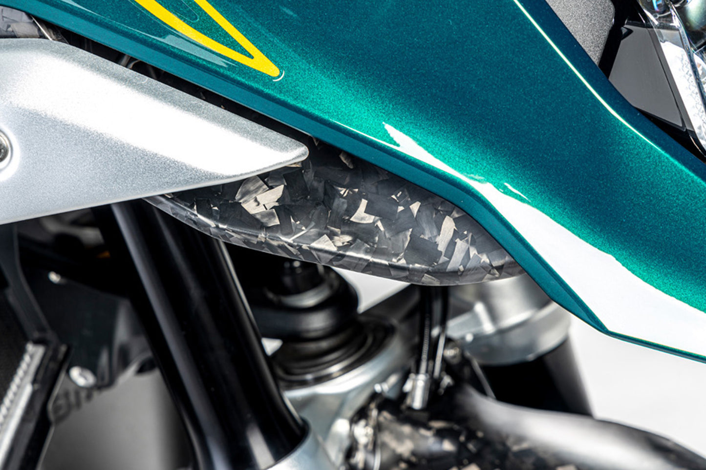 Ilmberger air outlet cover R 1300 GS - right - Black Diamond Carbon - matt