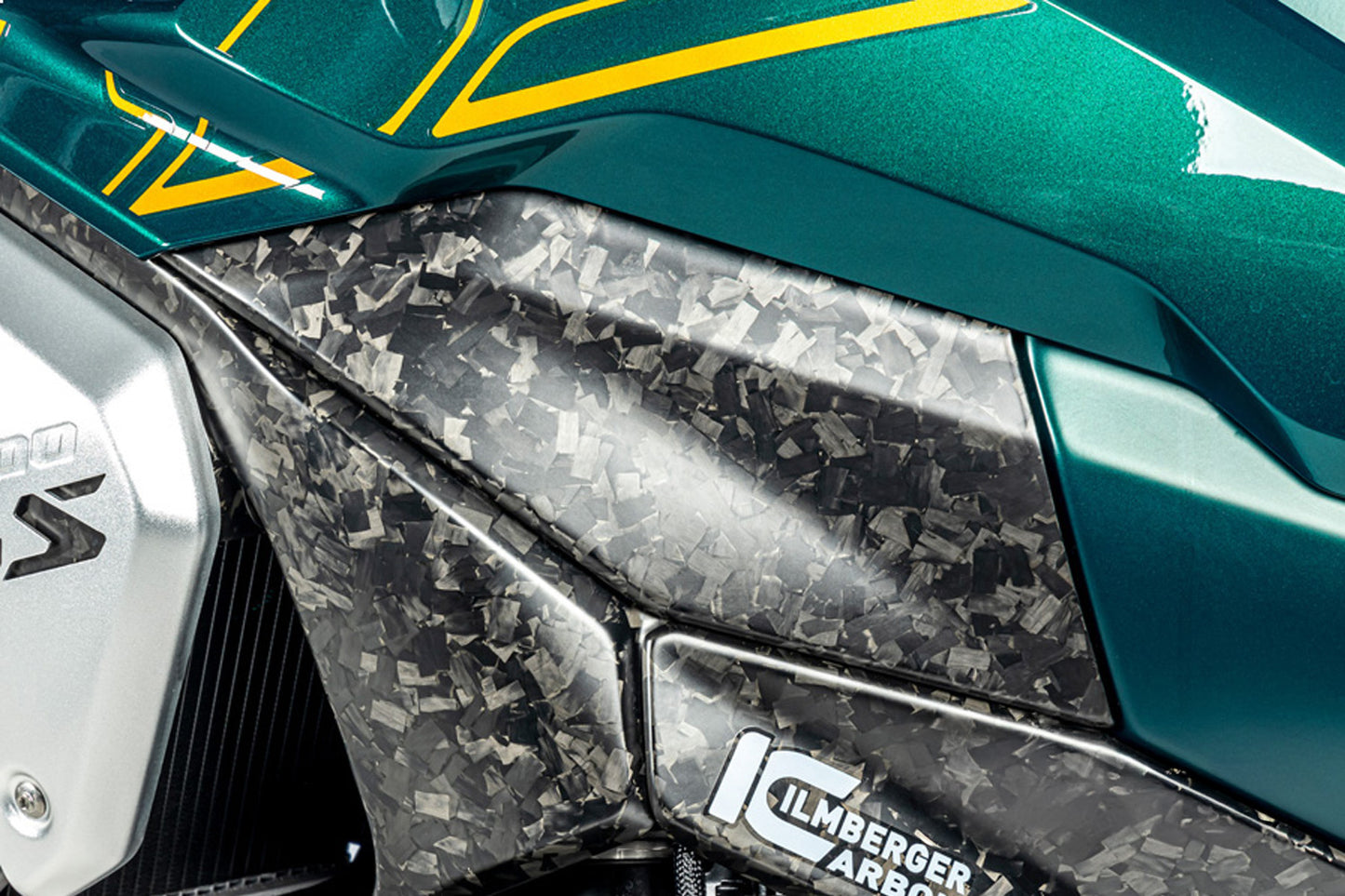 Ilmberger Tank cover bottom (upper part) R 1300 GS - left - Black Diamond Carbon - matt