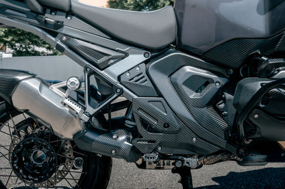 Ilmberger Rear Triangle Cover for Rear Frame R 1300 GS Adventure - right - carbon - matt