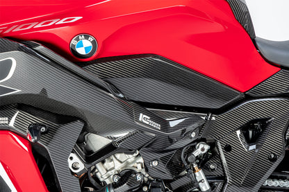 Ilmberger Side cover for lower tank - left - carbon