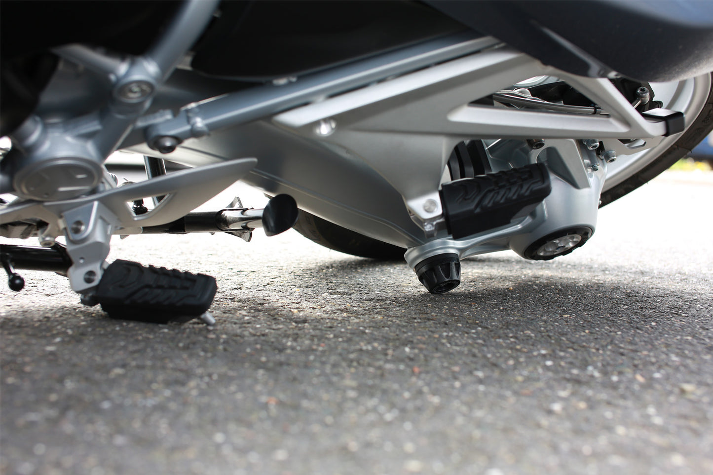 Wunderlich DOUBLESHOCK drive protection pad - black - rear