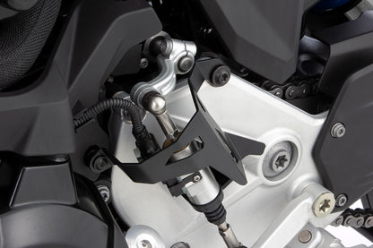 Protection for the quickshifter - black