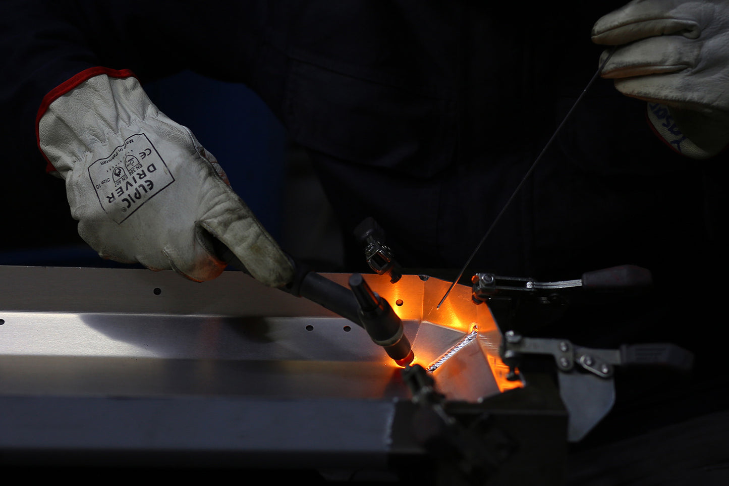 Topcase EXTREME maXLine - without lock cylinder - black