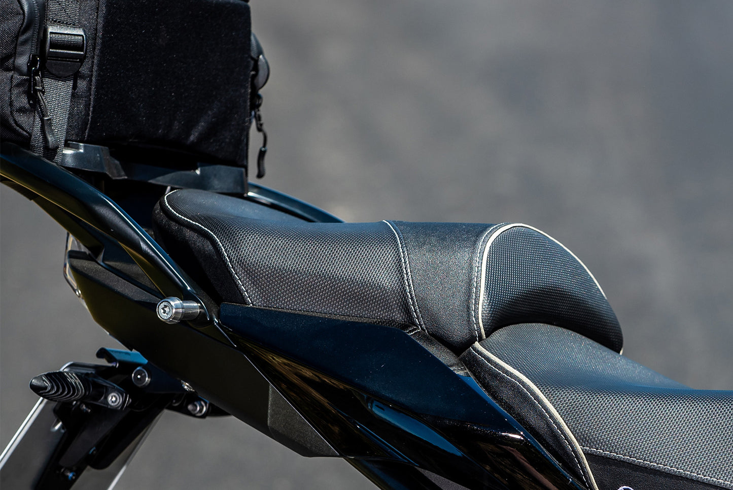 Wunderlich Passenger Seat ThermoPro »AKTIVKOMFORT« - standard - black