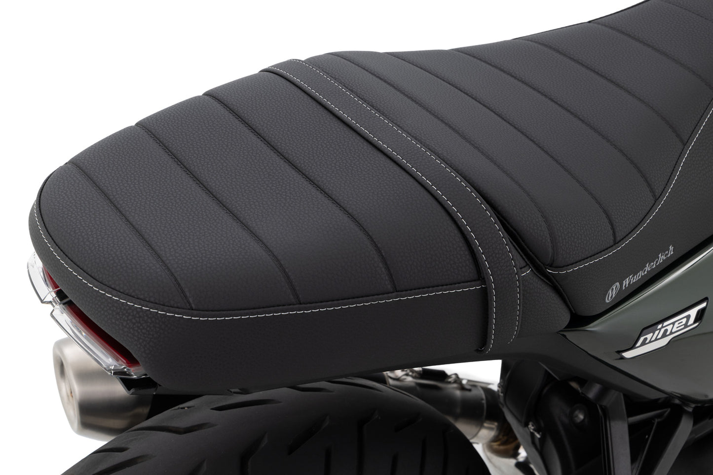 AKTIVKOMFORT Passenger Seat for the R 12 nineT - black
