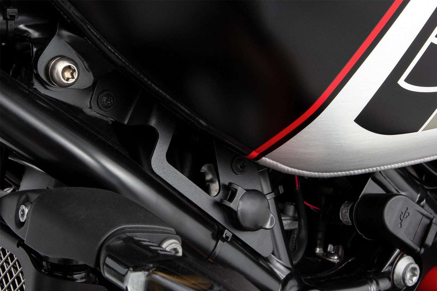 Wunderlich on-board socket - black R nineT 2021 on Euro 5