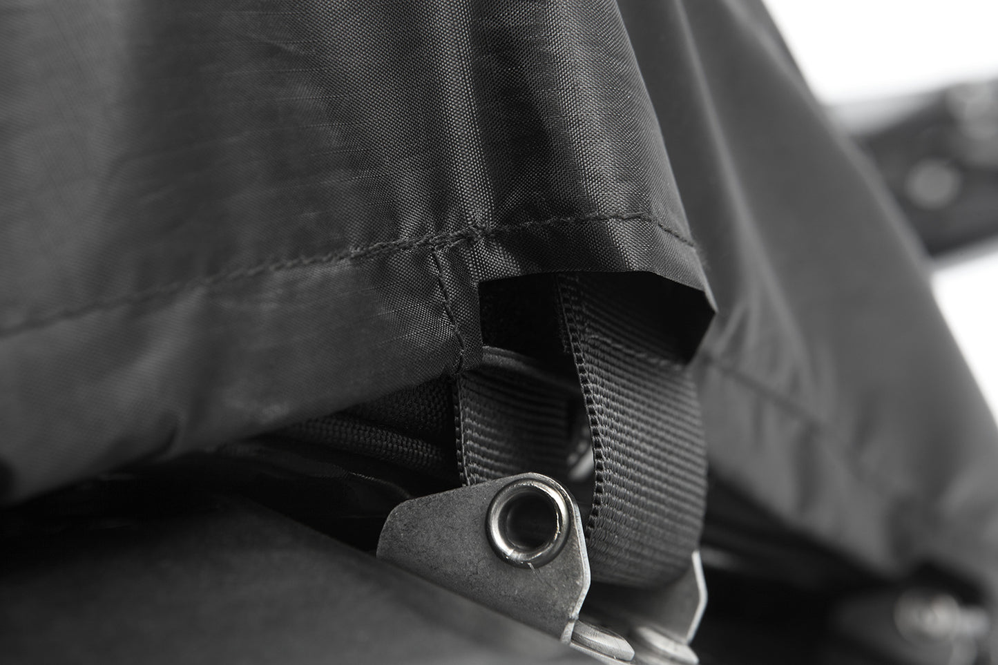 Vario rain hood for BAGPACKER II case top bag - black